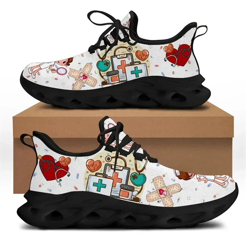 Sapatos de Enfermagem Brancos  - White Sneaker Care Kit avaliação e preço